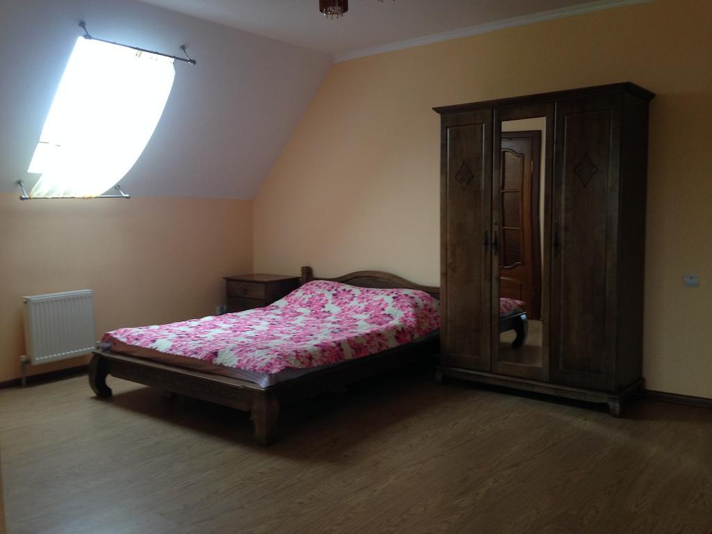 Formula Plus Motel Lutsʼk Zimmer foto